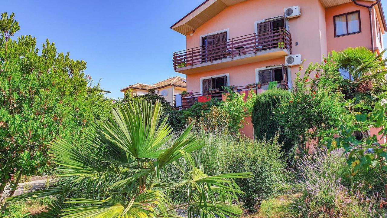 Apartments Marinici Rijeka - With Private Parking Dış mekan fotoğraf